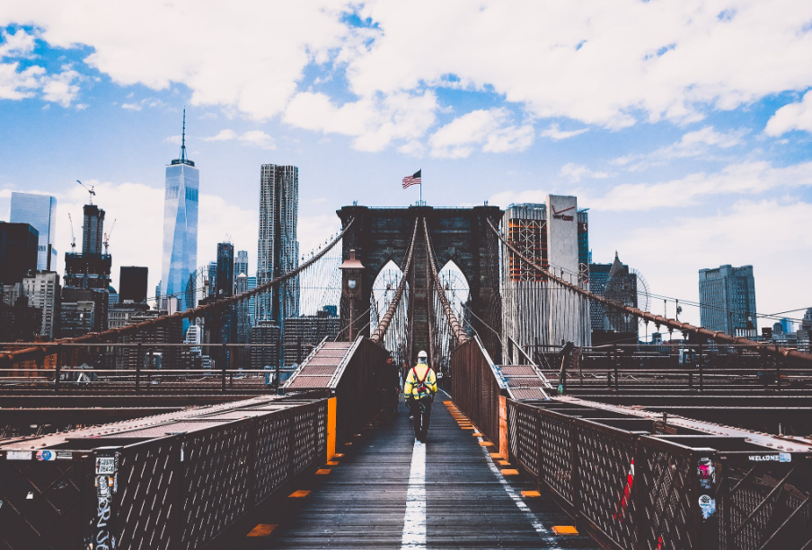 EB-1A和NIW到底該選哪個(gè)?看這篇文章就夠了!