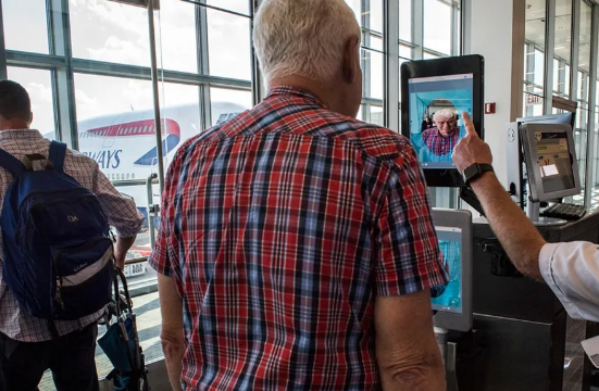 移民局計劃收集包括DNA在內的識別數據信息!